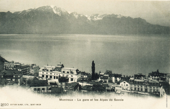 Montreux - La gare et les Alpes de Savoie - 2650