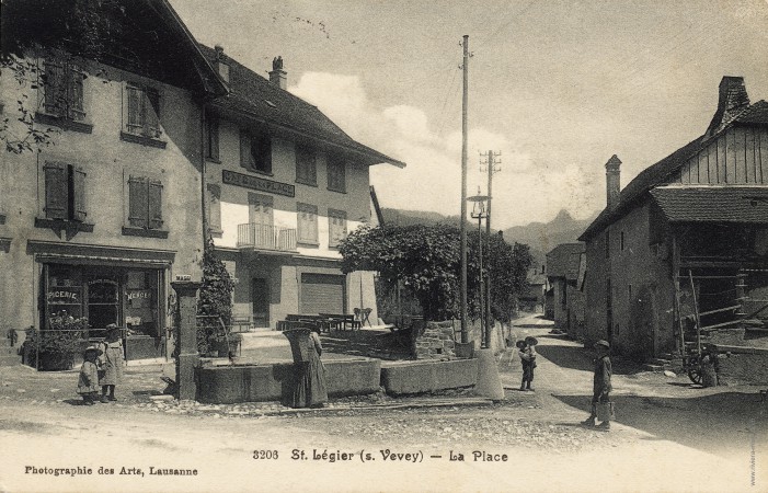 St-Légier (s. Vevey) - La Place - 3206