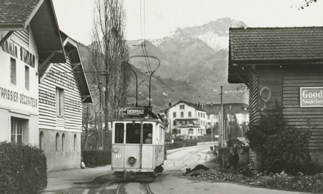 Tram Rue du Lac 135