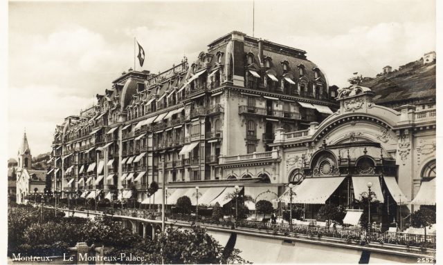 Le Montreux Palace – Entrée principale