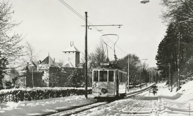 Tramway au Château de Chillon