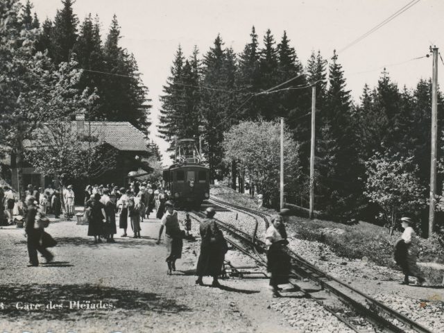 Gare des Pléïades