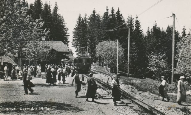 Gare des Pléïades