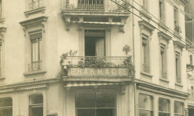 Rue de Byron – Pharmacie